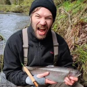 kalle_kirjo_karkkilaperhokalastus-palkes